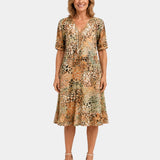 Adèle | Dress with V-neckline