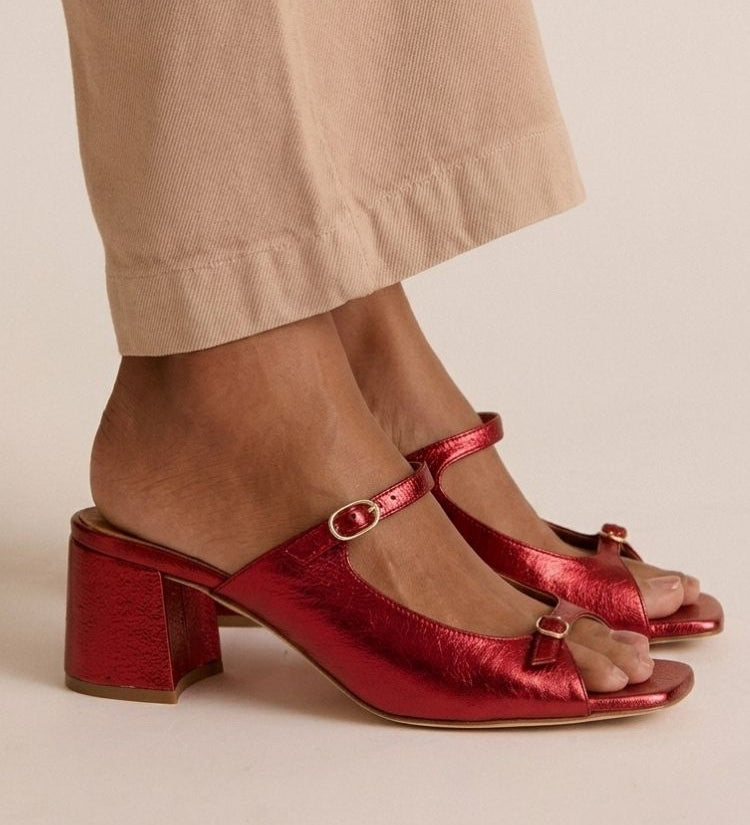 Thick-heeled open-toe sandals with colorful straps