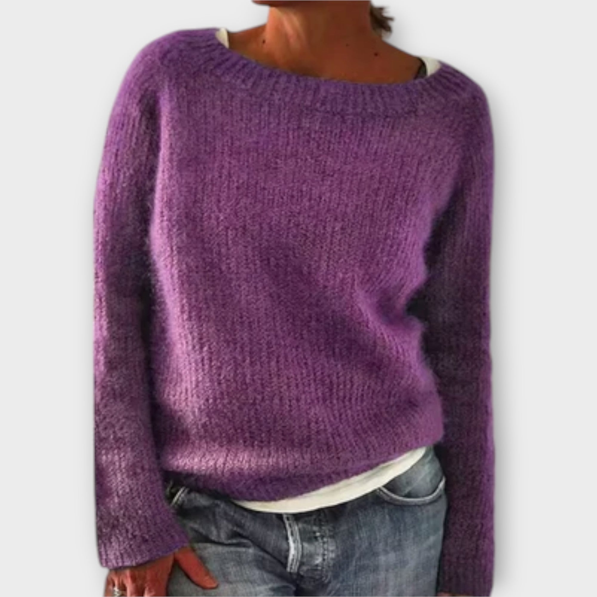 Regine – Shiny Colorless Knit Sweater