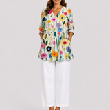 Remi | Long blouse with a striking pattern