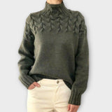 Eva - Women's Knitted Vest with Cable Pattern