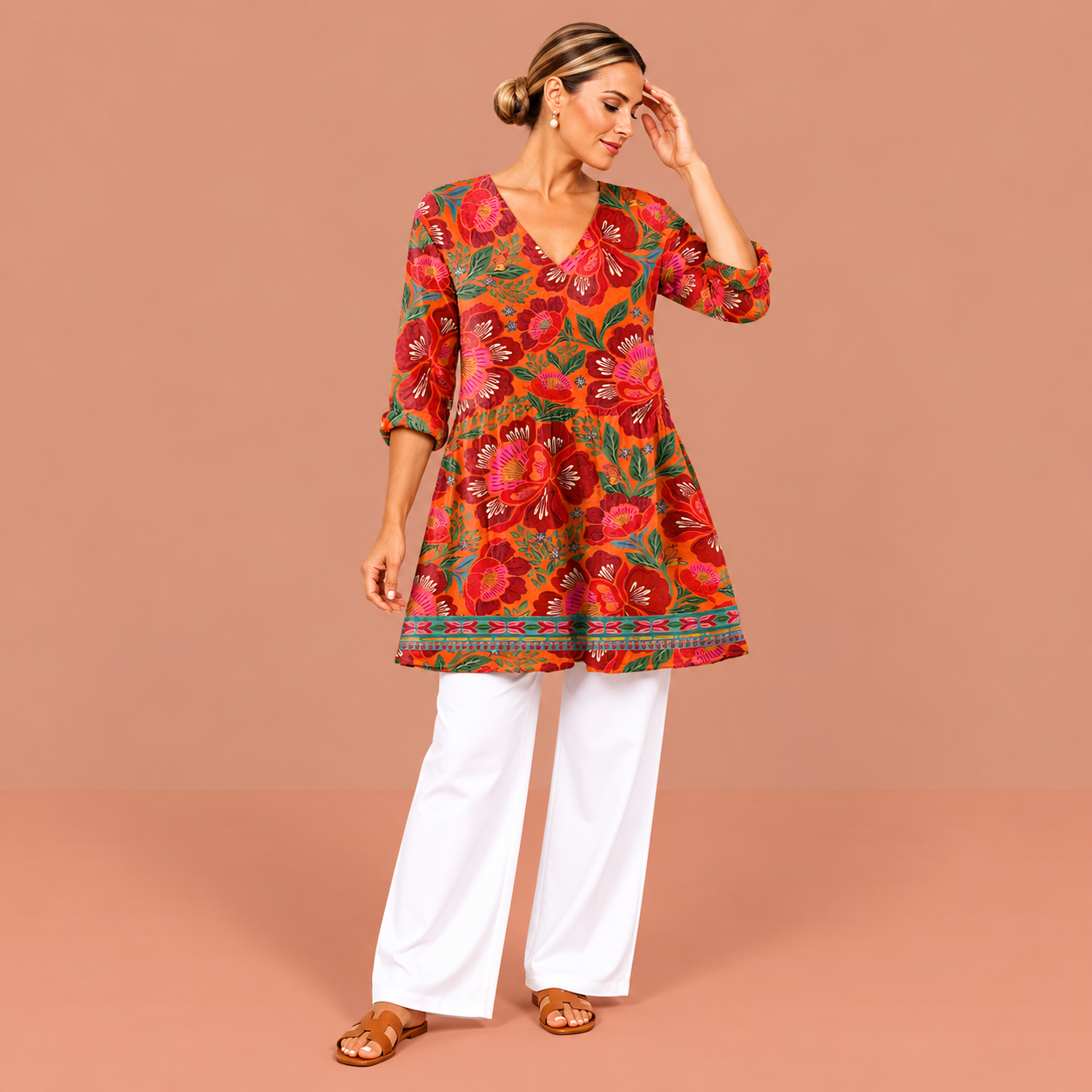 Priscilla | Long Blouse with V-Neck