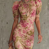 Laura - Fitted Long Dress with Floral Pattern