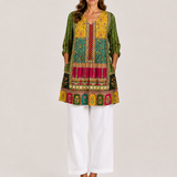 Nyla | Long Blouse with a Striking Pattern