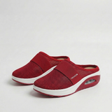 Compa™ orthopedic wedge sandals