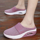 Compa™ orthopedic wedge sandals